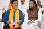 ಮುನಿಸು ಮರೆತು ಒಂದಾದ ಜನಾರ್ದನ ರೆಡ್ಡಿ – ಶ್ರೀರಾಮುಲು