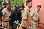 “ಧರ್ಮಸ್ಥಳ ಗ್ರಾಮದ ಸುತ್ತಮುತ್ತ ನೂರಕ್ಕೂ ಹೆಚ್ಚು ಶವಗಳನ್ನು ಹೂತು ಹಾಕಿದ್ದೆ” ಹೇಳಿಕೆ ನೀಡಿದ್ದ ಆರೋಪಿ ತಲೆಬುರುಡೆ ಸಮೇತ ಕೋರ್ಟಿಗೆ ಹಾಜರ್
